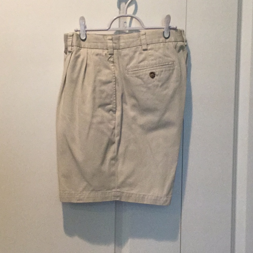 Mens Tan shorts. Size 34 - Picture 5 of 6